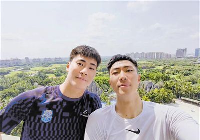 看黄色小视频